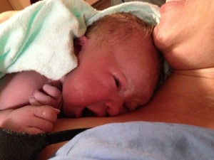 bebe-maman-naissance-mere-et-monde